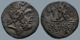 PONTOS. Pharnakeia. Struck under Mithridates VI Eupator (Circa 95-90 or 80-70 BC).
AE Bronze (20,8mm 8,1g)
Obv: Laureate head of Zeus right.
Rev: Φ...