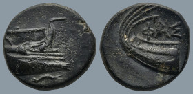LYCIA, Phaselis. (Circa 250-210 BC)
AE Bronze (16,7mm 4,3g)
Obv: Prow of a galley right
Rev: ΦAΣ, stern of galley right.
Heipp-Tamer B26 var. (ste...