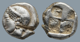 IONIA. Phokaia. (Circa 521-478 BC).
AR Diobol (9,4mm 1,29g)
Obv: Archaic female head left, wearing earring and helmet or close fitting cap.
Rev: Qu...