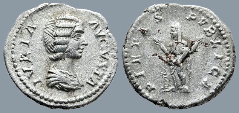 Julia Domna (AD 193-217). Rome
AR Denarius (18.7mm 3.41).
Obv: IVLIA AVGVSTA. ...