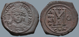 Maurice Tiberius (AD 582-602). Constantinople. dated RY 5 = 586/7
AE Follis (29,1mm 12,1g)
Obv: Helmeted and cuirassed bust facing, holding globus c...