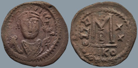 Maurice Tiberius (582-602 AD). Nicomedia. dated RY 20 = 601/2
AE Follis (32,8mm 11g)
Obv: Crowned bust facing, wearing consular robes, holding mappa...