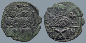 Constantine V Copronymus, with Leo IV and Leo III (AD 741-775). Constantinople
AE Follis (19,6mm 3,1g)
Obv: Crowned facing figures Constantine V and...