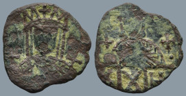Constantine VI with Irene (780-797 AD). Constantinople
AE Follis (18,9mm 1,55g)
Obv: Crowned facing bust of Irene, wearing loros, holding globus cru...