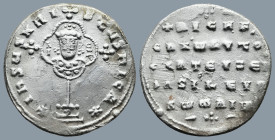 Nicephorus II Phocas (AD 963-969). Constantinople
AR miliaresion (22mm 2,73g)
Obv: +IhSЧS XRI-STЧS hICA star, cross crosslet set upon globus above t...