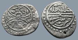OTTOMAN EMPIRE. Murad II (824-848 AH / 1421-1444 AD)
AR Akce (13,3mm 1g)