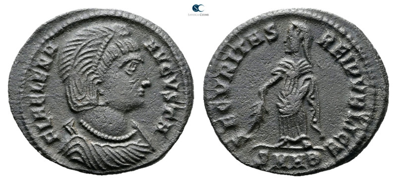 Helena. Augusta AD 324-329. Heraclea
Follis Æ

20 mm, 2,72 g



Very Fine...
