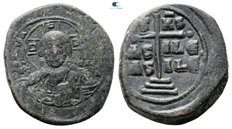 Romanus III Argyrus AD 1028-1034. Constantinople
Anonymous Follis Æ

31 mm, 1...