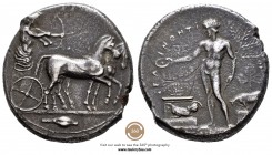 Sicilia. Selinunte. Tetradracma. 455-415 a.C. (Sng Ans-699). Anv.: Apolo a derecha en biga con las riendas y Artemisa con arco y flecha, en exergo gra...
