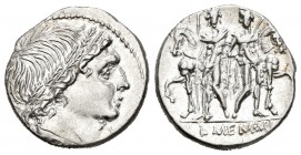 Memmia. Denario. 109-108 a.C. Sur de Italia. (Ffc-906). (Craw-304/1). (Cal-980). Anv.: Cabeza laureada a derecha, delante X. Rev.: Los dioscuros en pi...