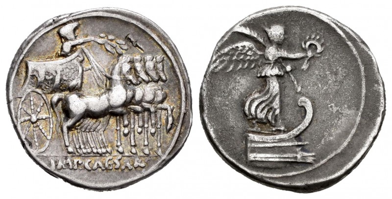 Augusto. Denario. 29-27 d.C. Roma. (Ffc-90). (Ric-264). Anv.: Victoria a derecha...