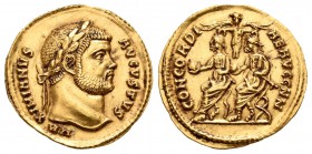 Maximiano Hércules. Áureo. 293 d.C. Cyzicus. (Spink-12993). (Ric-610). (Cal-4612). Anv.: MAXIMIANVS AVGVSTVS. Cabeza laureada a derecha. Rev.: CONCORD...