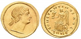 Constantino I. Sólido. 324 d.C. Tesalónica. (Spink-15644). (Ric-131). Anv.: Sin leyenda. Busto diademado de Constantino a derecha.. Rev.: CONSTANTINVS...