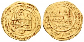 Califato. Sulayman Al-Mustain. Dinar. 381H. (V-no cita). (Album-no cita). Au. 4,06 g. A nombre de Hisam II en anverso y Sulayman en reverso. Esta mone...