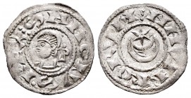 Reino de Navarra. Sancho VI (1150-1194). Dinero. Navarra. (Ros-3.9.4 nº4). (Cru-224 variante). Ve. 0,82 g. Variante con leyenda NAVARRORVM y luna huec...