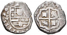 Felipe IV (1621-1665). 4 reales. Madrid. V superada de cruz. (Cal-no cita). Ag. 13,70 g. No conocemos este ensayador en acuñaciones de plata. Existe a...