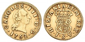 Carlos III (1759-1788). 1/2 escudo. 1762. Sevilla. JV. (Cal-786). Au. 1,76 g. Rara. MBC. Est...400,00. 

Charles III (1759-1788). 1/2 escudo. 1762. ...