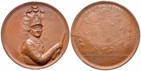 Rusia. Catherine II. Medalla. 1770. (Diakov-153.1). Anv.: Busto uniformado del conde Orlov con casco de guardia de caballería. Rev.: Mapa de la bahía ...