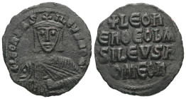 Leo VI the Wise, AD. 886-912. AE Follis. 4.90 g. - 25.96 mm. Constantinople.
Obv.: + LЄOҺЬAS-ILЄVSROM. Frontal bust of Leo VI with short beard wearing...