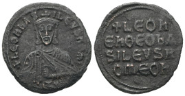 Leo VI the Wise, AD. 886-912. AE Follis. 6.06 g. - 26.22 mm. Constantinople.
Obv.: + LЄOҺЬAS-ILЄVSROM. Frontal bust of Leo VI with short beard wearing...