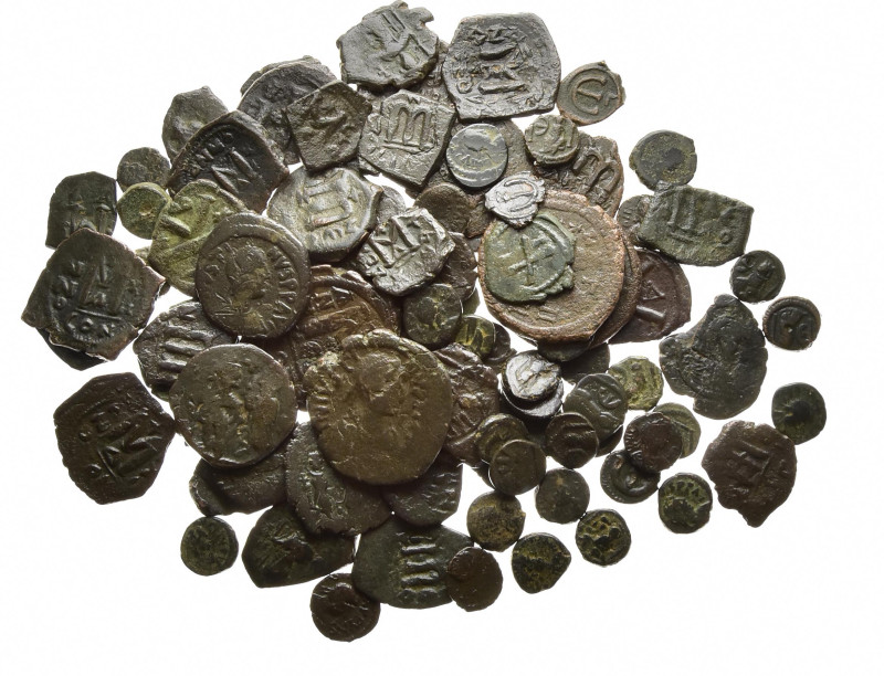 Lot of 90 pcs. unclassified see picture. LOT SOLD AS IT IS, NO RETURNS.(S-177)