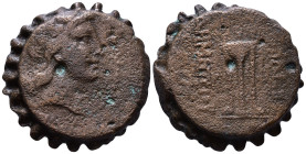 SELEUKID KINGDOM. Demetrios I Soter. 162-150 BC. Obv: Laureate head of Apollo right, with bow and quiver over shoulder. Rev: ΒΑΣΙΛΕΩΣ ΔΗΜΗΤΡΙΟΥ Tripod...