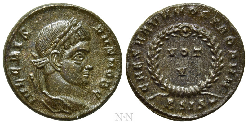 CRISPUS (Caesar, 316-326). Follis. Siscia. 

Obv: IVL CRISPVS NOB C. 
Laureat...