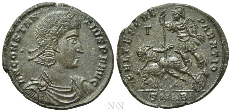 CONSTANTIUS II (337-361). Ae. Heraclea. 

Obv: D N CONSTANTIVS P F AVG. 
Pear...