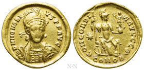 HONORIUS (393-423). GOLD Solidus. Constantinople