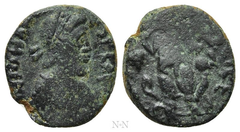JOHANNES (Usurper, 423-425). Ae Nummus. Rome. 

Obv: D N IOHANNES P F AVG. 
D...