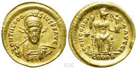 THEODOSIUS II (402-450). GOLD Solidus. Constantinople