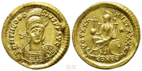 THEODOSIUS II (402-450). GOLD Solidus. Constantinople