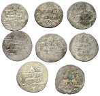 Islam - Lots.


Ayyubiden - Hauptlinie in Kairo.
Meist al-Nasir Salah ad-Din (564 - 589 H. / 1169 - 1193).

Lot (8 Stück, Silber): Dirham. Halab...