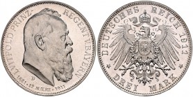 Bayern Prinzregent Luitpold 1886-1912 3 Mark 1911 D Zum 90. Geburtstag und zum 25. Regentschaftsjubiläum J. 49. 
 PP