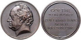 - Personen - Goethe, J.W. v. 1749-1832 Lot von 3 Stücken: Silbermedaille 1932 (v. Georgii) i.Rd: BAYER.HAUPTMÜNZAMT SILBER 900f , 36,2mm 19,9g und Bro...