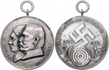 - Personen - Hitler, Adolf 1889-1945 Bronzemedaille 1934 versilbert zum 60-jährigen Bestehen des Reinbecker Schützenvereins Colb./Hyd. -. 
mit Öse u....