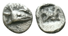 Mysia, Kyzikos. c.550-600 BC. Diobol AR. Head of tunny right, vertical tunny fish downward behind / Quadripartite incuse square. Reference: Condition:...