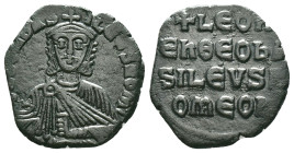 LEO VI the WISE (886-912). Follis. Constantinople. Obv: + LEON bASILEVS ROM. Crowned facing bust, holding akakia. Rev: + LEOn/En ΘΕΟ bA/SILEVS R/OMEOn...