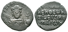 CONSTANTINE VII PORPHYROGENITUS(913-959) and ROMANUS I LECAPENUS (920-944). Follis. Constantinople. Obv: + ROmAn' bASILEVS RWm'. Crowned and bearded b...