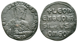 LEO VI the WISE (886-912). Follis. Constantinople. Obv: + LEON bASILEVS ROM. Crowned facing bust, holding akakia. Rev: + LEOn/En ΘΕΟ bA/SILEVS R/OMEOn...