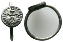 Crusaders Silver Cross Ring with a cross on it , Circa 10th-12th Century AD. Reference: Condition: Very Fine

Weight: 3,65 gr. Diameter: 23,5 mm