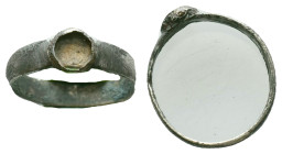 Ancient Silver Ring, AR Reference: Condition: Very Fine

Weight: 1,13 gr. Diameter: 17,1 mm