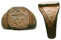 Crusaders Bronze Ring With a Star on Bezel, Reference: Condition: Very Fine

Weight: 8,51 gr. Diameter: 22,0 mm