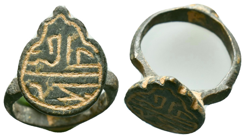Ancient Roman Bronze Ring , circa 1st - 3rd AD. Reference: Condition: Very Fine...