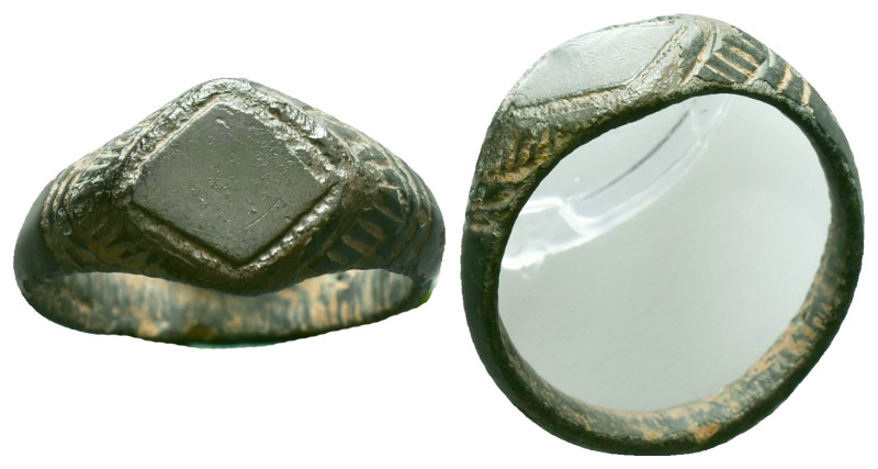 Ancient Roman Bronze Ring , circa 1st - 3rd AD. Reference: Condition: Very Fine...