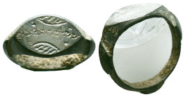 Ancient Roman Bronze Ring , circa 1st - 3rd AD. Reference: Condition: Very Fine

Weight: 4.29 gr. Diameter: 21.5 mm