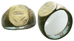 Ancient Roman Bronze Ring , circa 1st - 3rd AD. Reference: Condition: Very Fine

Weight:4.62 gr. Diameter: 19.1 mm