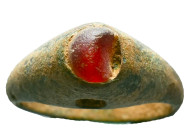 Ancient Roman Bronze Ring with a stone inlaid on bezel, circa 1st - 3rd AD. Reference: Condition: Very Fine

Weight:5.57 gr. Diameter: 27.1 mm