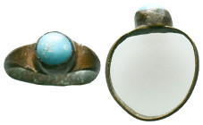 Ancient Roman Bronze Ring with a stone inlaid on bezel, circa 1st - 3rd AD. Reference: Condition: Very Fine

Weight: 1,29 gr. Diameter: 20,8 mm