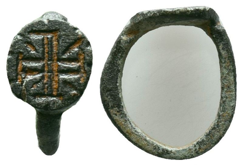 Ancient Roman Bronze Ring , circa 1st - 3rd AD. Reference: Condition: Very Fine...